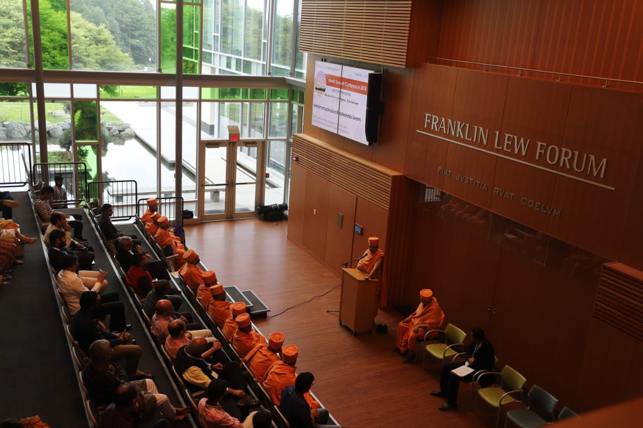 Session chairperson, Mahamahopadhyaya Bhadreshdas Swami presents a paper in Sanskrit on “Bhagwan Swaminarayan’s Akshar Purushottam Darshan: Ontology, Soteriology, and Identity.”