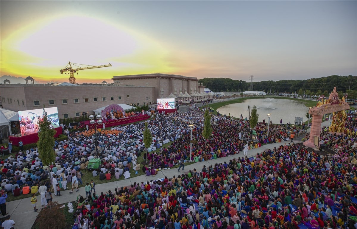 Inaguration at at the BAPS Shri Swaminarayan Mandir in Robbinsville, NJ